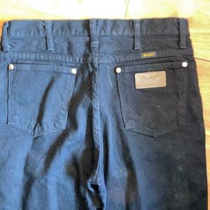 COPY - NWOT high waist black Wrangler jeans, 32/32